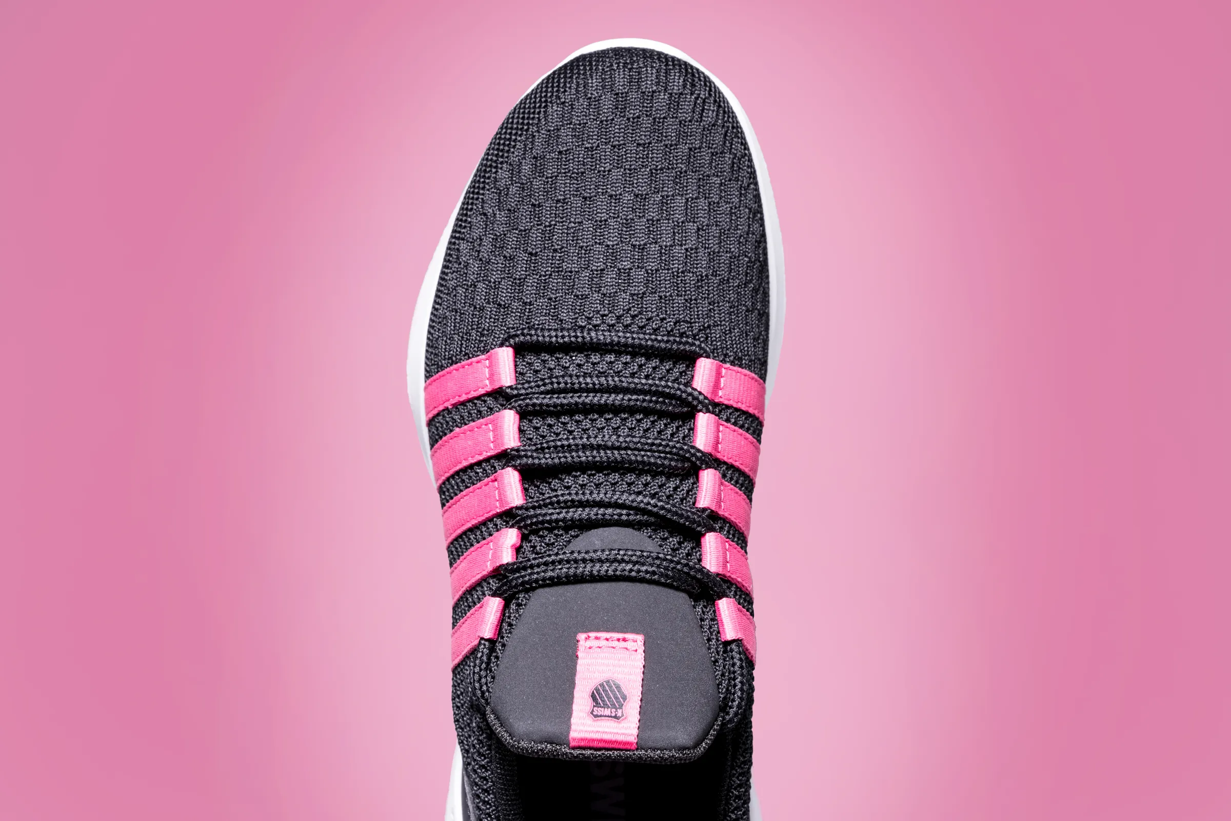 97001-018-M | SECTOR | BLACK/PINK YARROW/WHITE