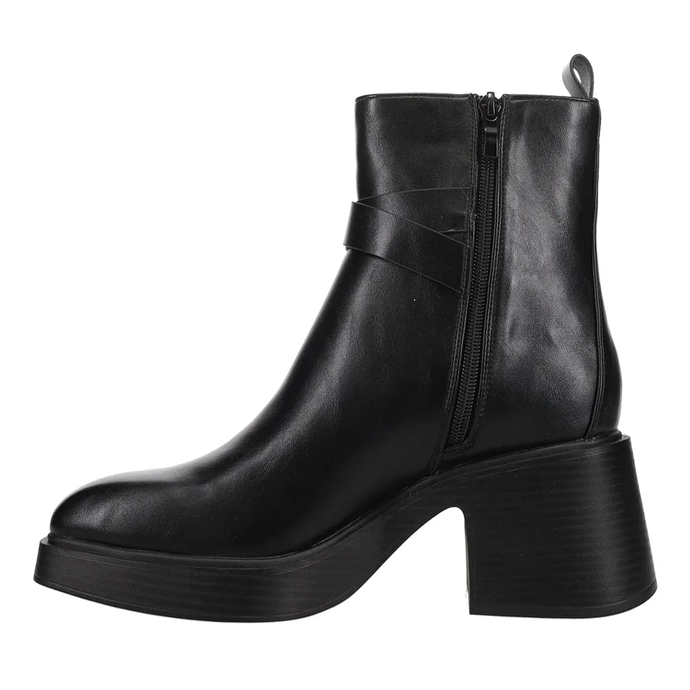 Adriel Round Toe Platform Zippered Booties