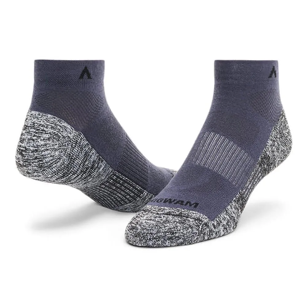 ATTAIN LIGHTWEIGHT LOW SOCKS