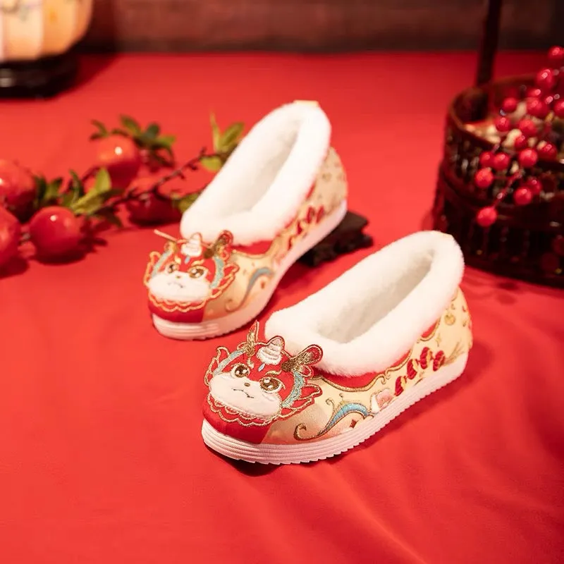 Hanfu Shoes: Fluffy Dragon