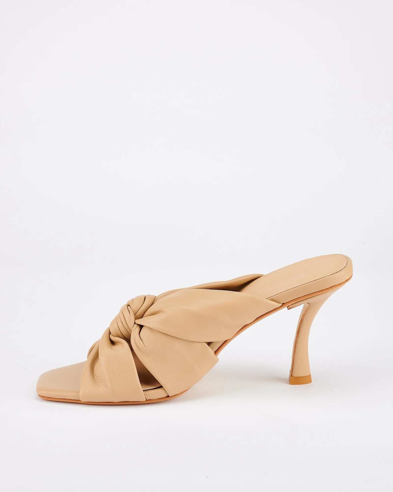 Loro Heel Neutral