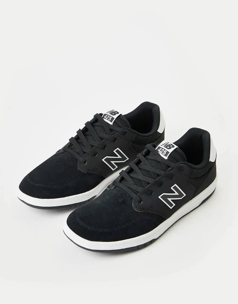 New Balance Numeric 425 Skate Shoes - Black/White