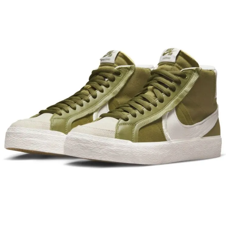 Nike SB Blazer Mid Premium Plus Skateboard Shoe - Pilgrim/Phantom